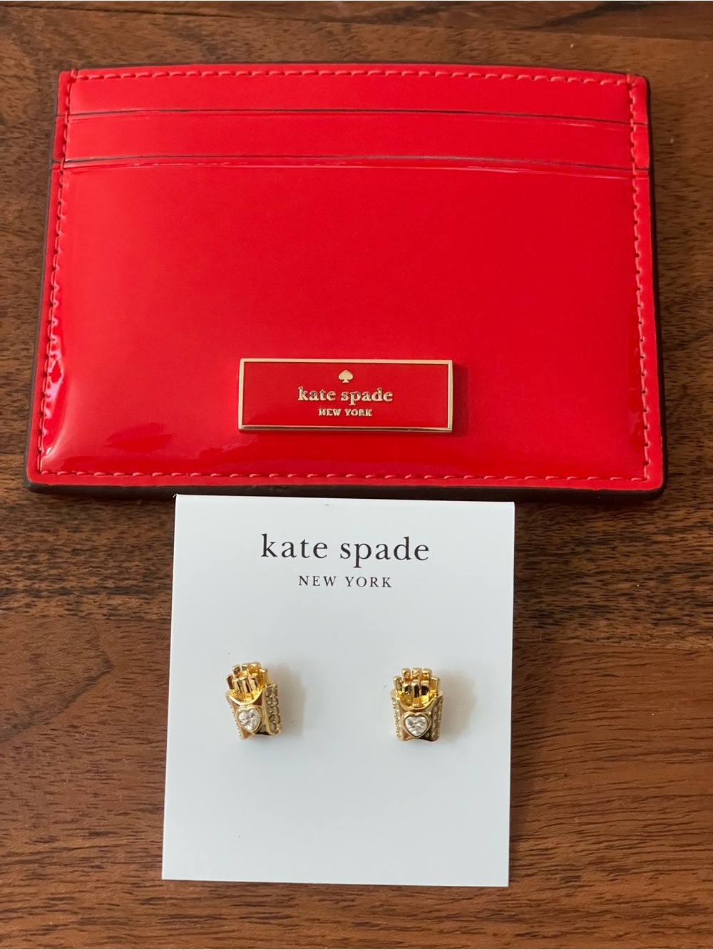 KATE SPADE Bridget Red Patent Card Holder & What A Snack Fry Stud Earrings Set